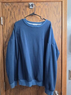 Women's Navy Blue Crewneck Sweater